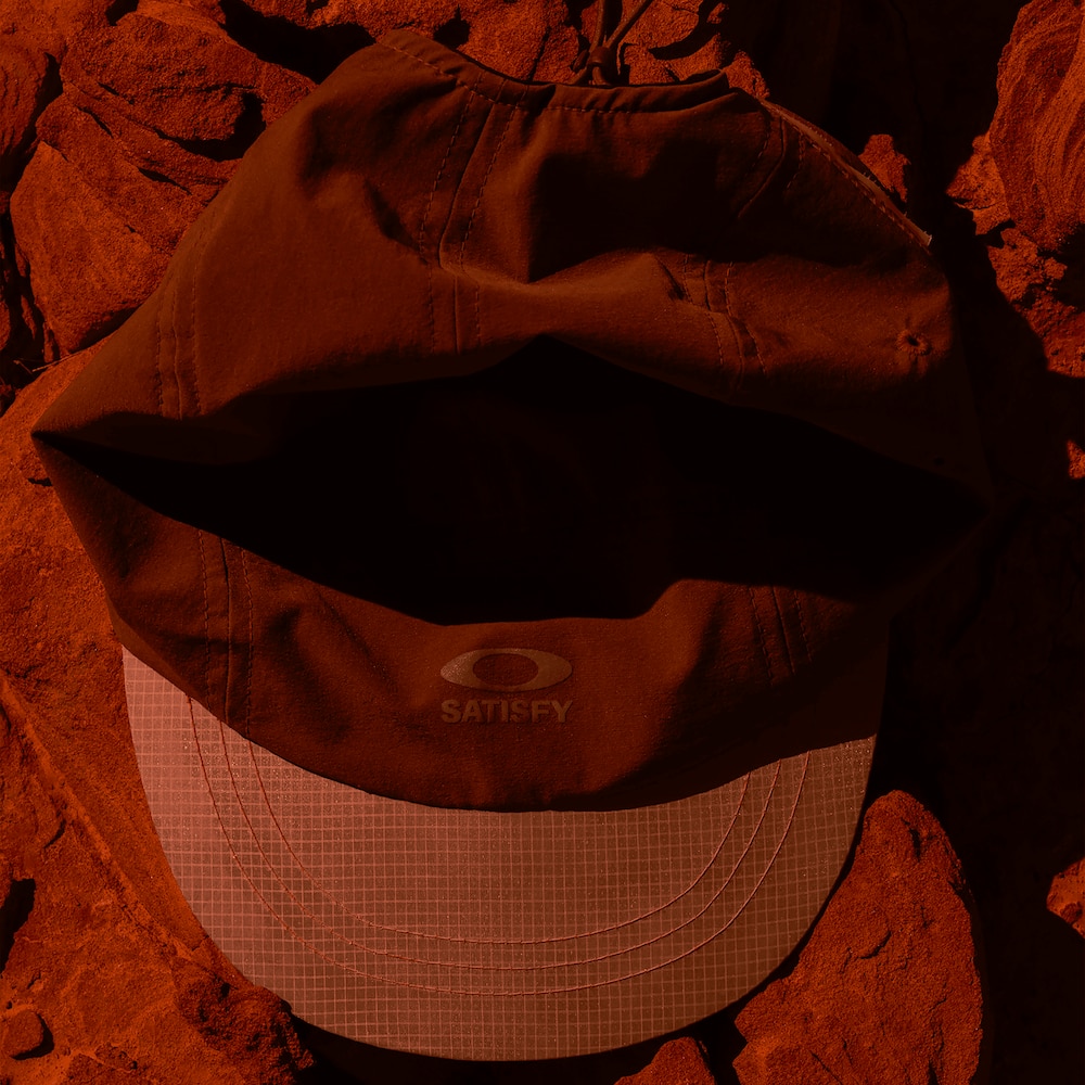 Oakley x Satisfy PeaceShell™ Trail Cap in Falcon | Oakley® LU