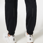 Foundational Pant 2.0 - Blackout