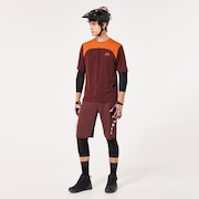 Free Ride Short - Grenache