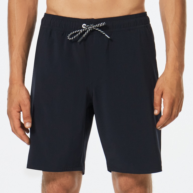 Transport Hybrid Packable Short 19" - Blackout