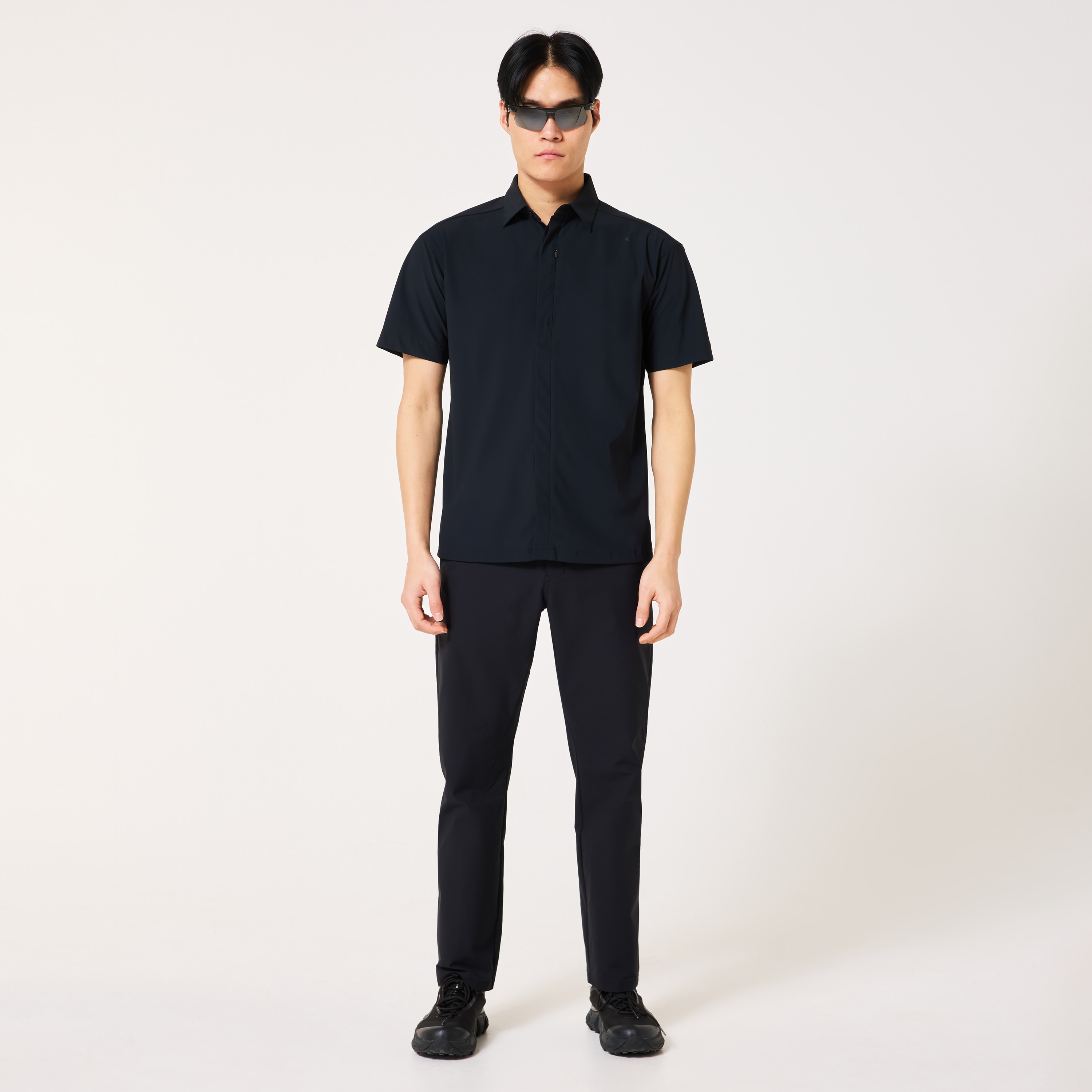 Oakley ブラック シャツ オークリー Multi SS Shirts 6.0 Pitch Black | オークリー公式ストア 日本