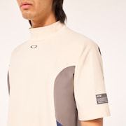 Icon Shape Mock - Cream/Navy