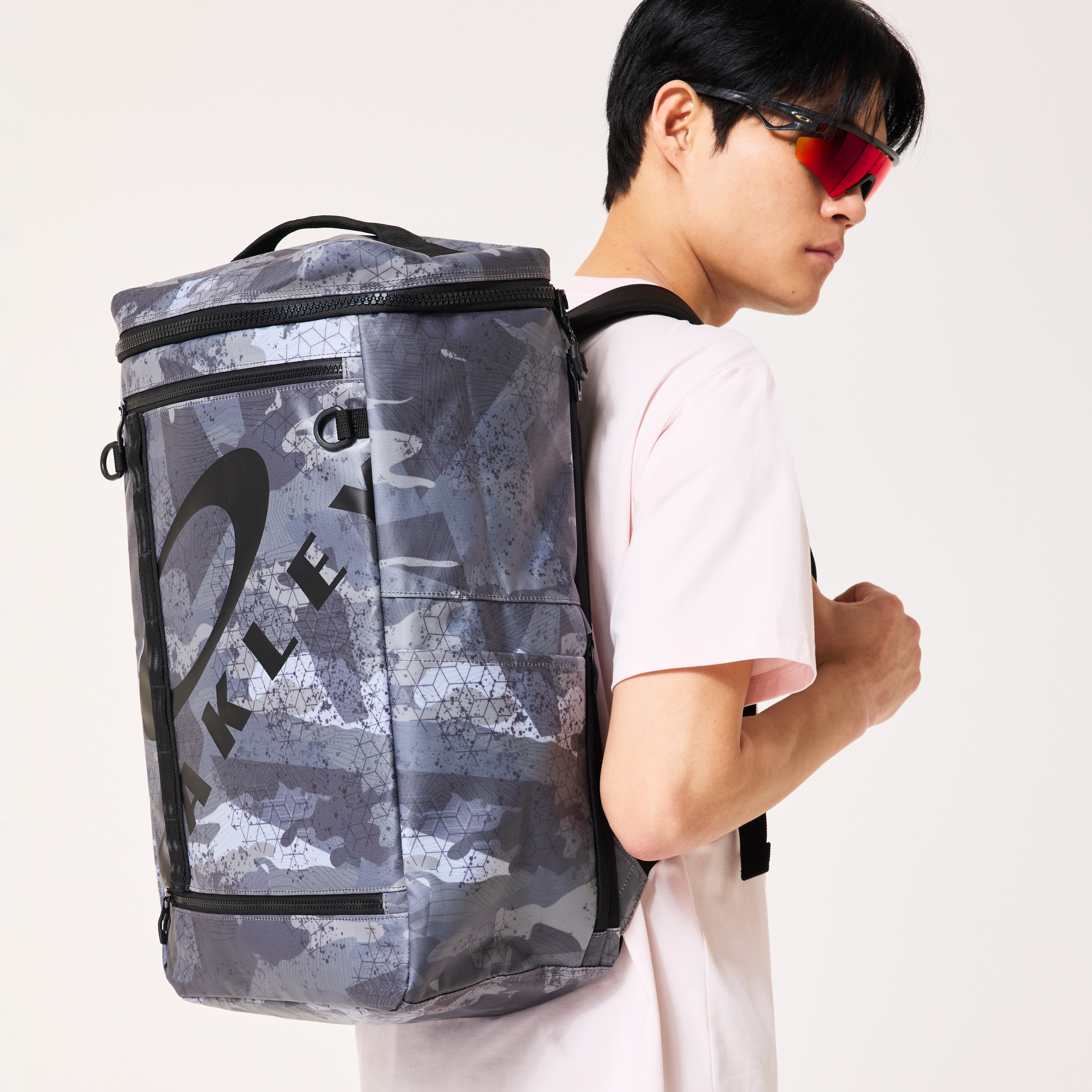 オークリー Enhance Backpack Xl 9.0 Black/White | オークリー公式