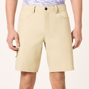Golf Hybrid Short - Silver Sage/White Heather