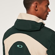 Latitude  Shell Jacket - Hunter Green