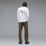 Animatronic Frog LS Tee - White