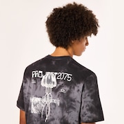 Mtl Tendrils Tee - Black Tie Dye