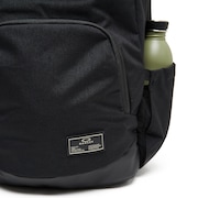 Vigor Backpack - Blackout