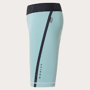 Performance Compression Short - Pacific