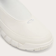 Coyote Laceless Boot - Arctic White