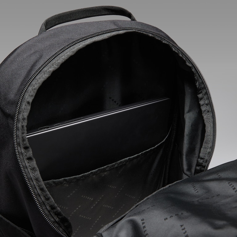 Enduro 20L Backpack - Pitch Black