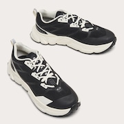Light Breathe - Black/Arctic White