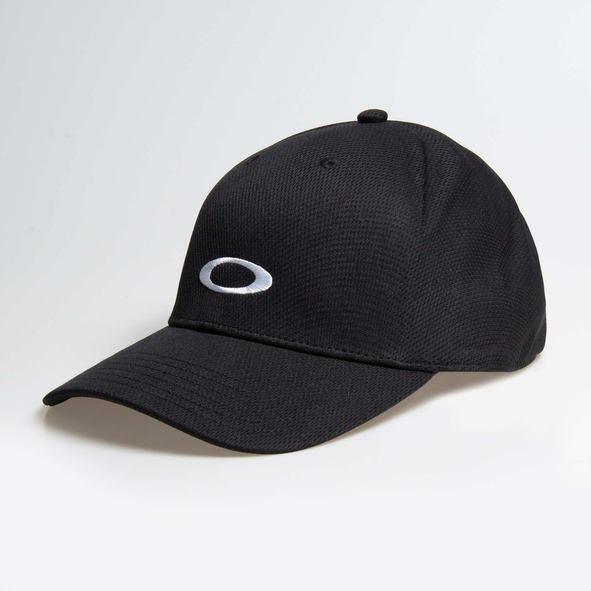 Oakley Tech Cap in Blackout | Oakley® US