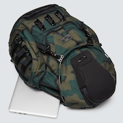 Kitchen Sink - B1B Camo Hunter