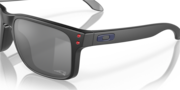 New England Patriots Holbrook™ - Matte Black