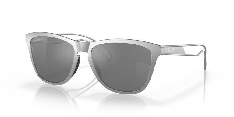 オークリー Frogskins™ Tiサングラス Raw TitaniumフレームとPrizm