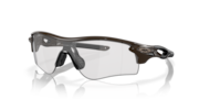 clear to black iridium photochromic