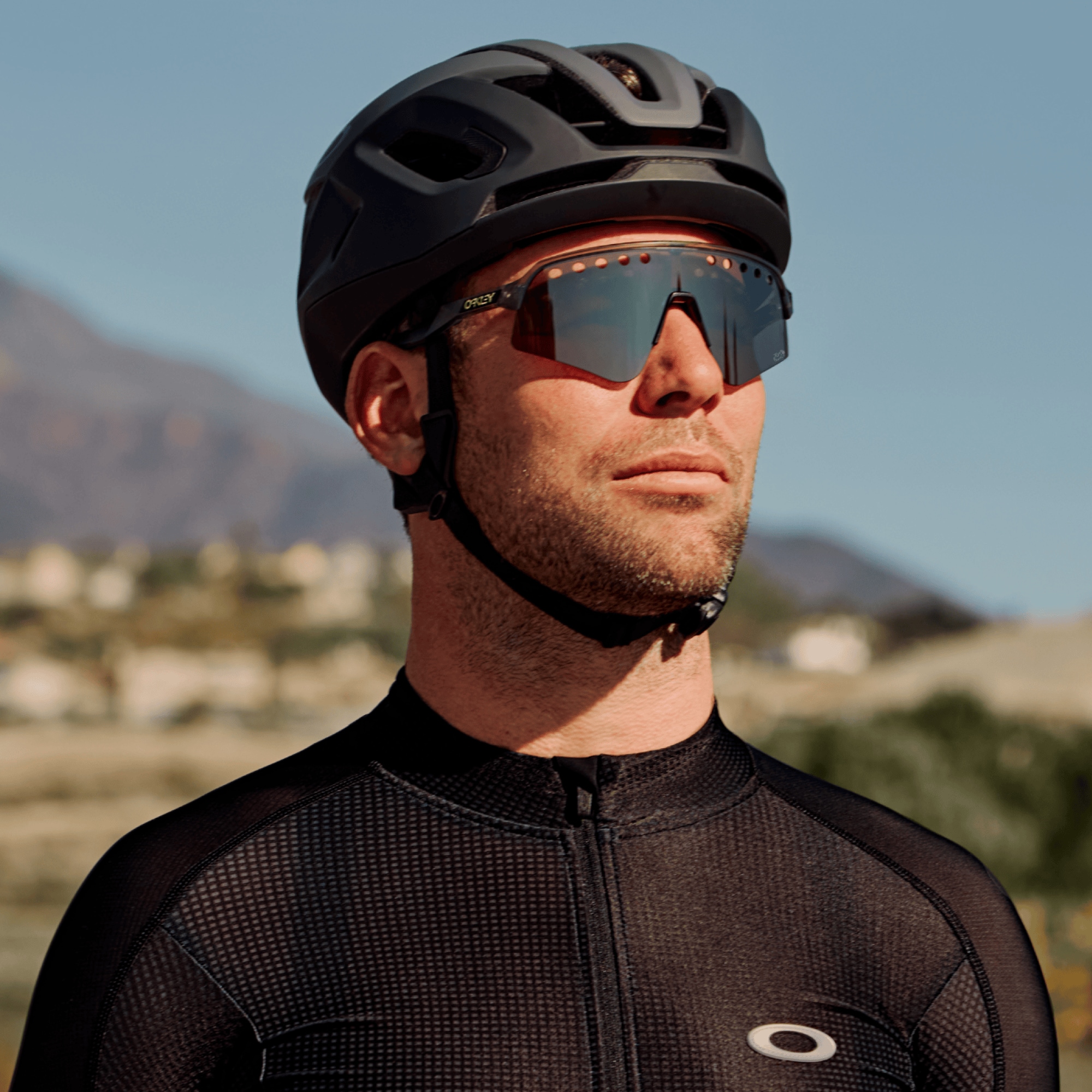 オークリー 2026 Tour De France™ Sutro Lite Sweepサングラス Tour De