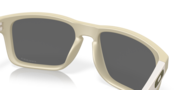 Holbrook™ - Matte Sand