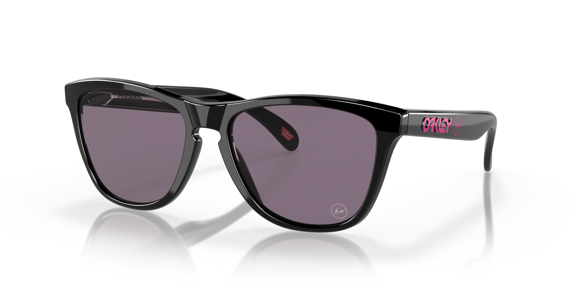 OAKLEY x fragment design サングラス 0OO9245__9245D7__P21__shad__qt.png