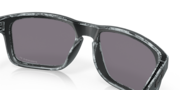 Standard Issue Holbrook® USA Veterans Collection - Eagle - Distressed Black