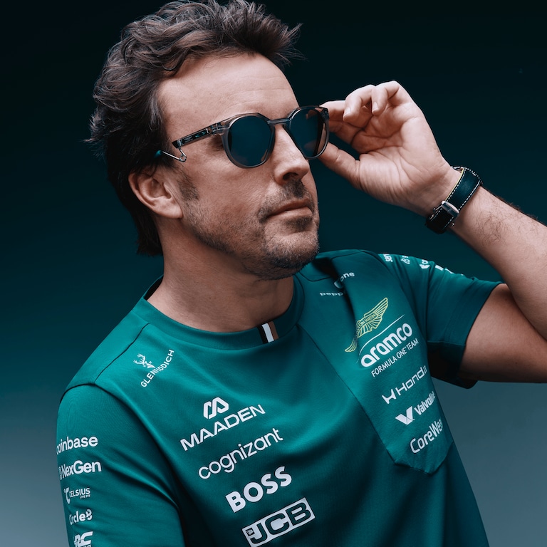 オークリー X Aston Martin Aramco F1® Team HSTN Metalサングラス