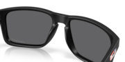 Standard Issue Holbrook™ XL USA Flag Collection - Matte Black