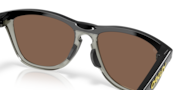 2025 Tour De France™ Frogskins™ Range - Polished Black