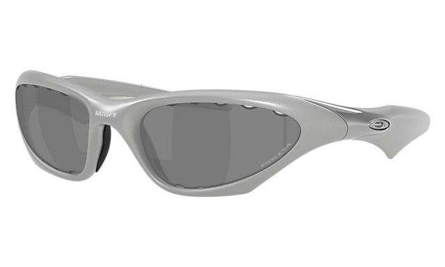 Oakley X SATISFY® Scar