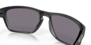 Standard Issue Sylas - Matte Black