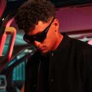 Chaminade - Polished Black