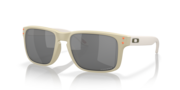 Holbrook™ Latitude Collection Holbrook™ Latitude Collection
