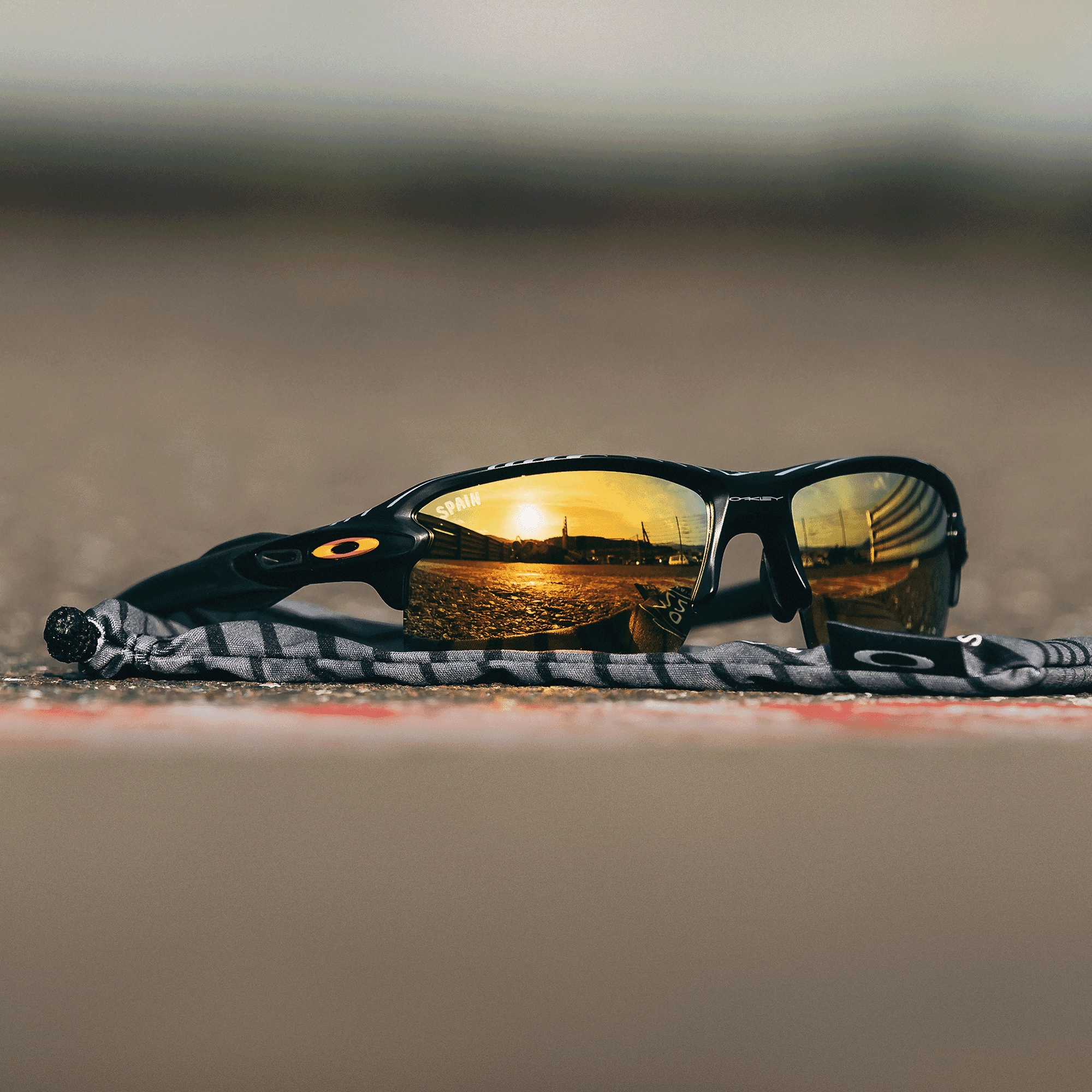 Oakley Flak 2.0 XL MotoGP™ Valencia Limited Edition Sunglasses