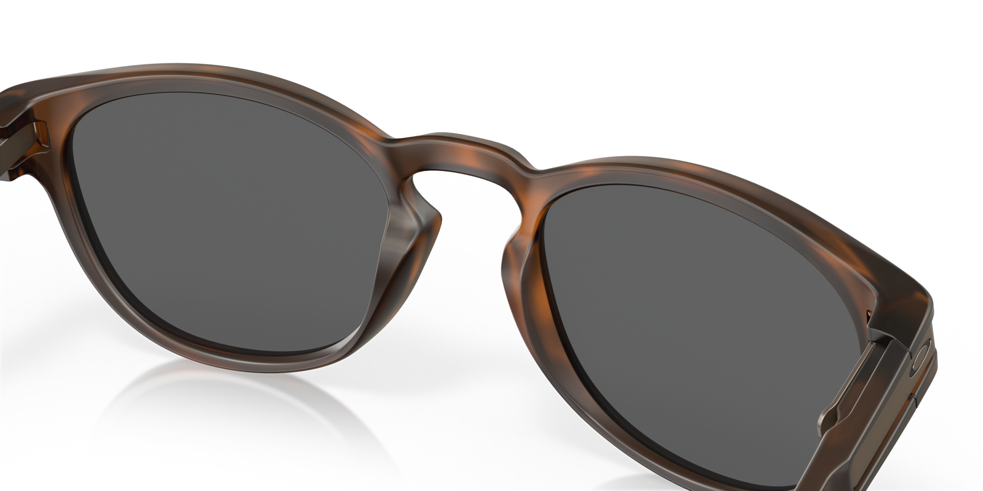 Oakley Latch サングラス べっ甲柄 Oakley Latch™ Sunglasses with Matte Brown Tortoise Frame and Prizm